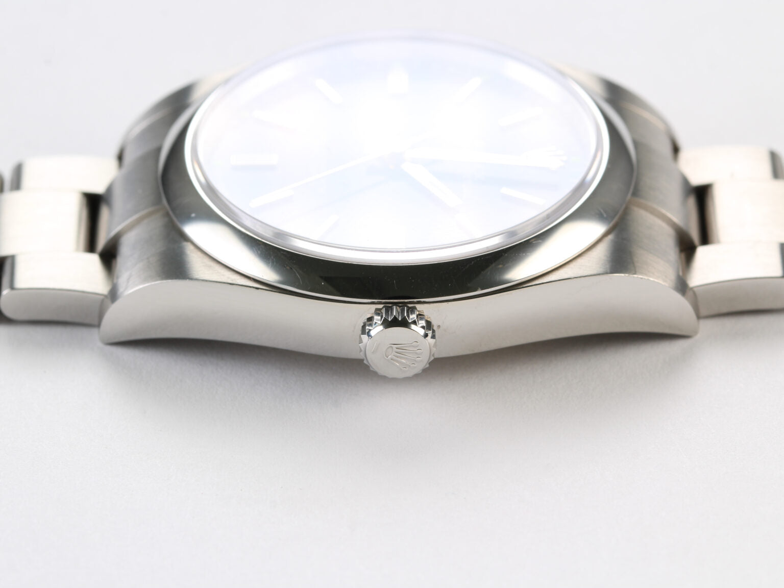 Rolex Oyster Perpetual ‘114300’ w/ Papers