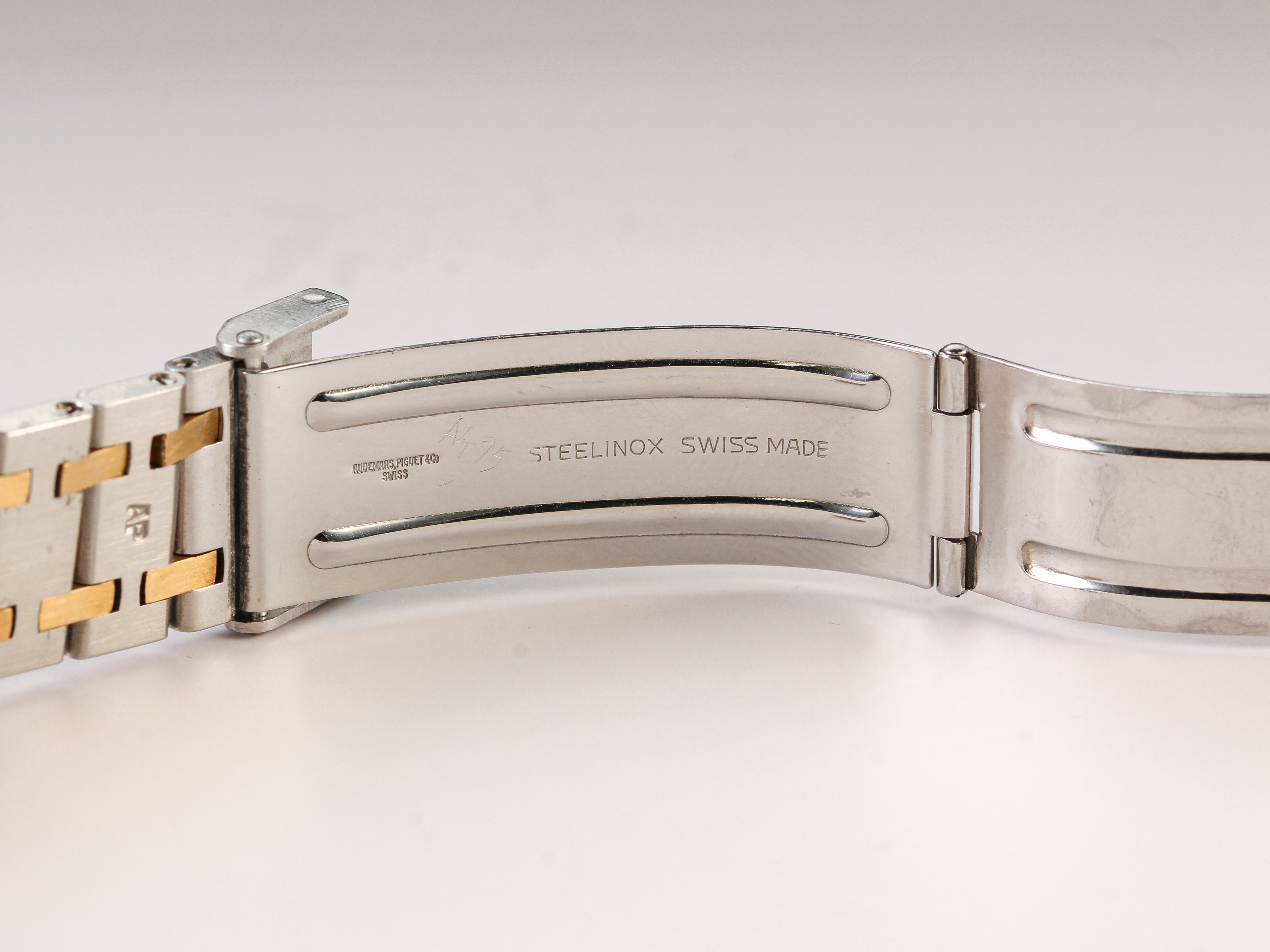 Audemars Piguet Royal Oak 18K Yellow Gold/Stainless Steel