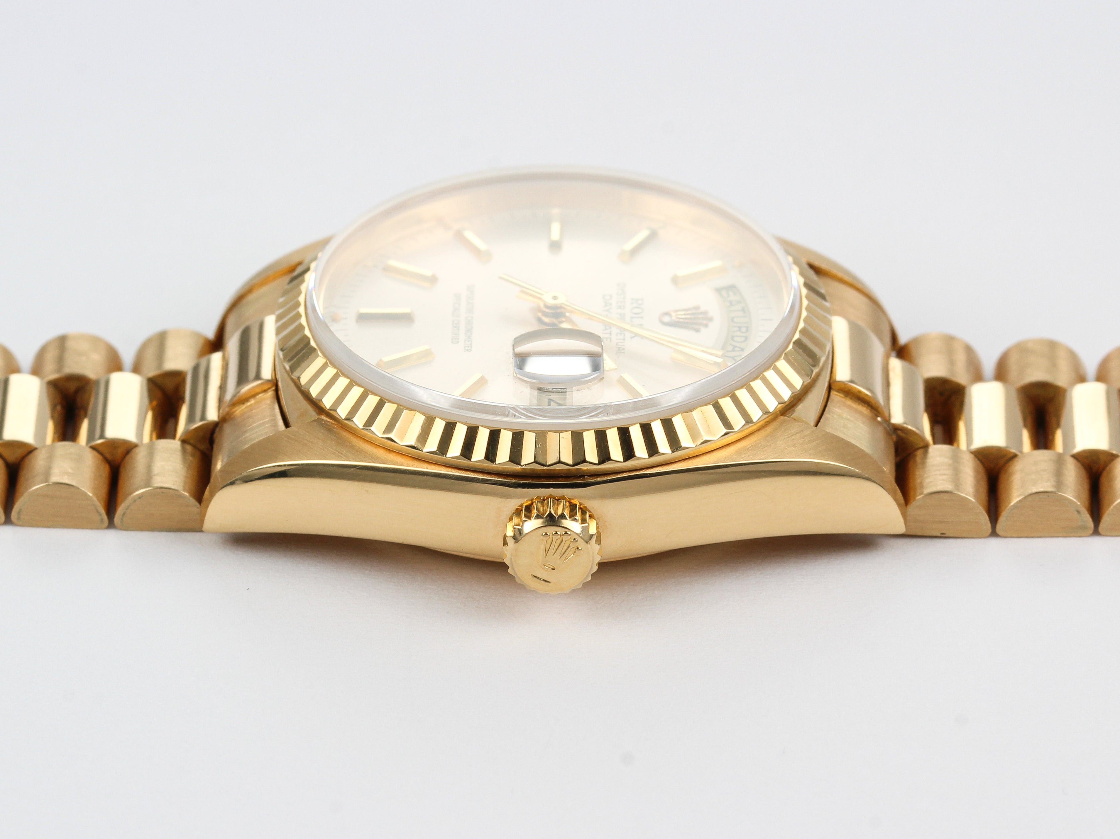 Rolex Day-Date 18038 with Silver Dial in Yellow Gold with Hidden Clasp Bracelet