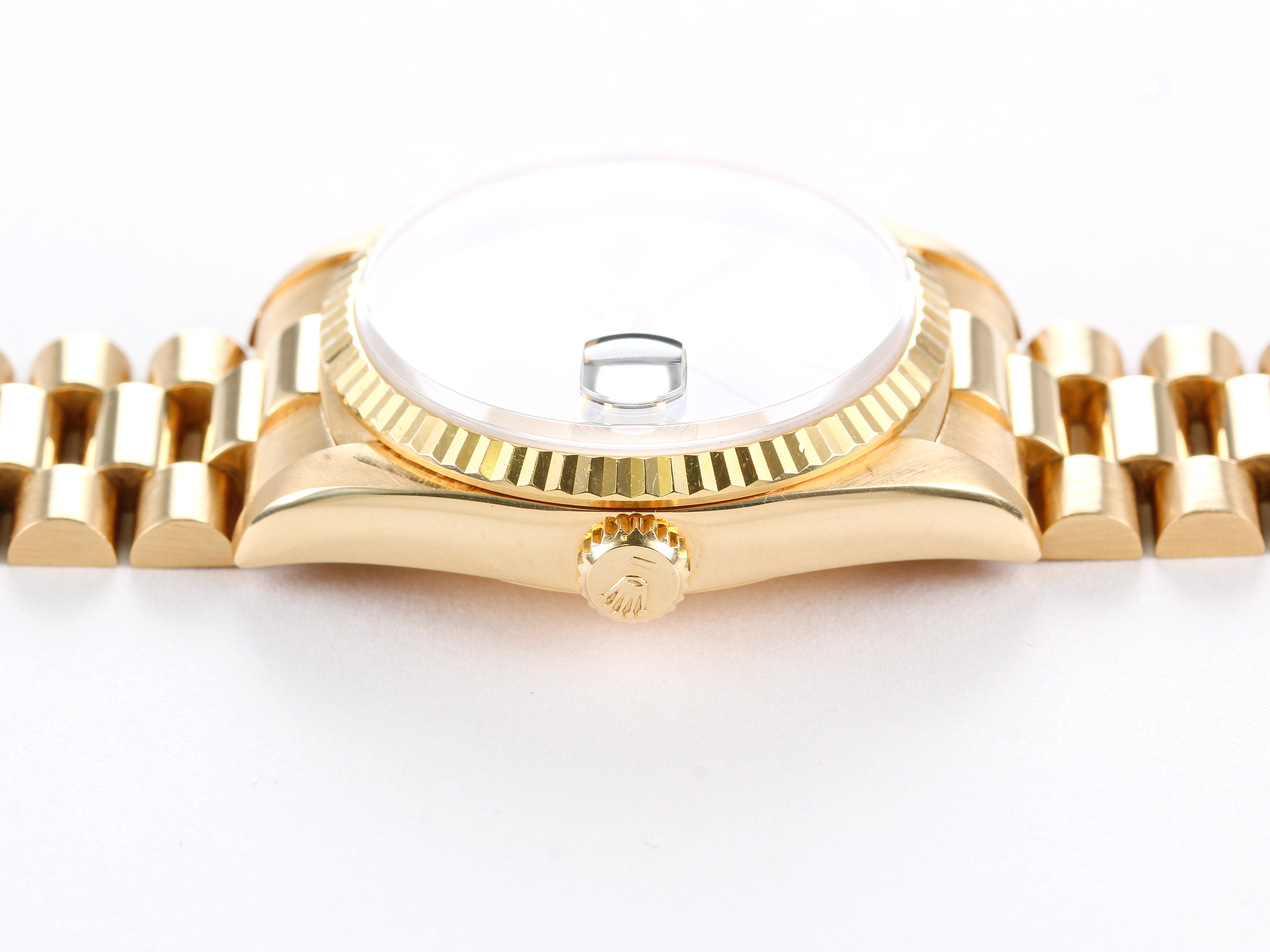 Rolex Day-Date 18038 with Black Onyx Dial in Yellow Gold with Hidden Clasp Bracelet
