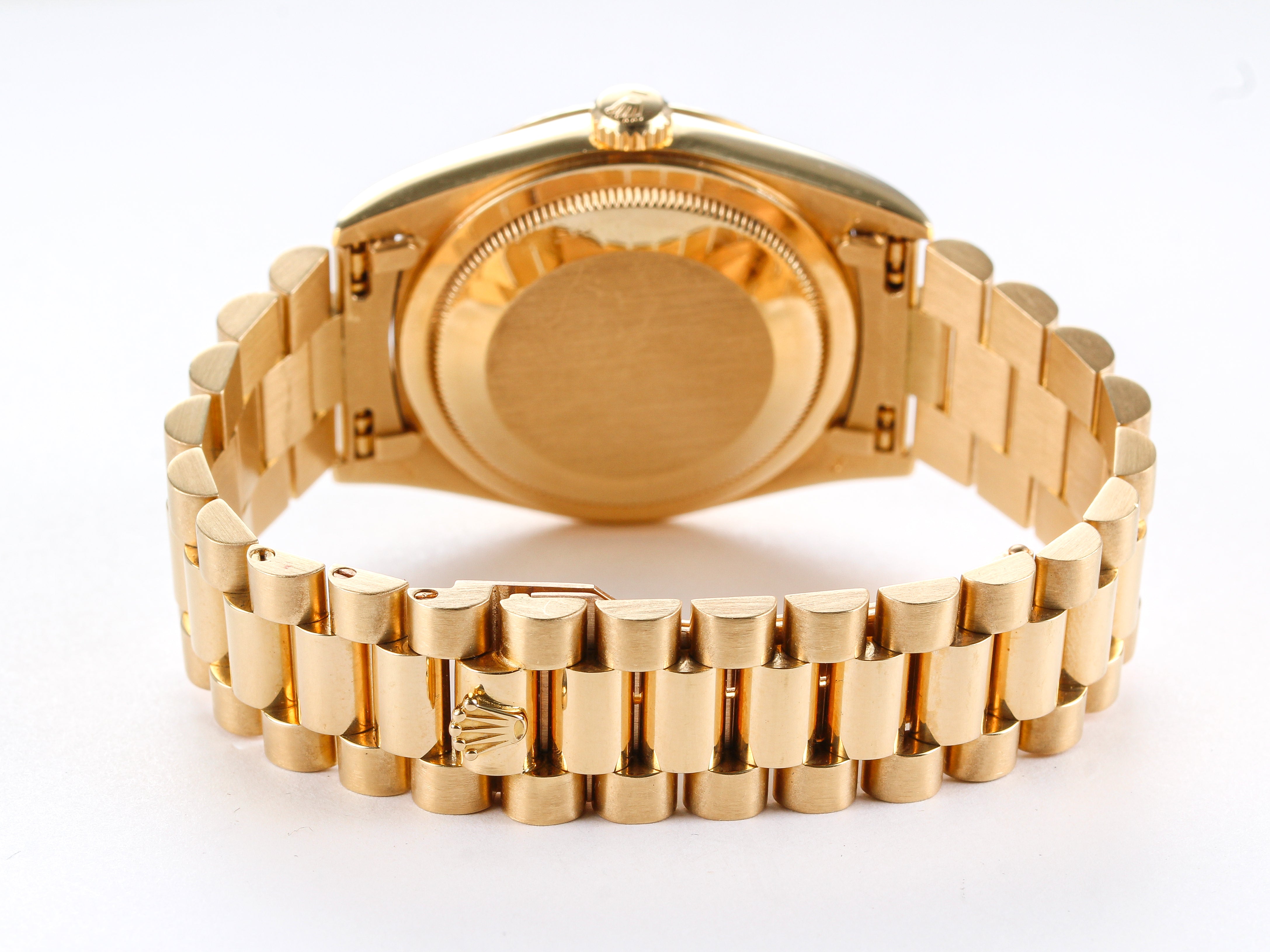 Rolex Day-Date 18038 with Black Onyx Dial in Yellow Gold with Hidden Clasp Bracelet