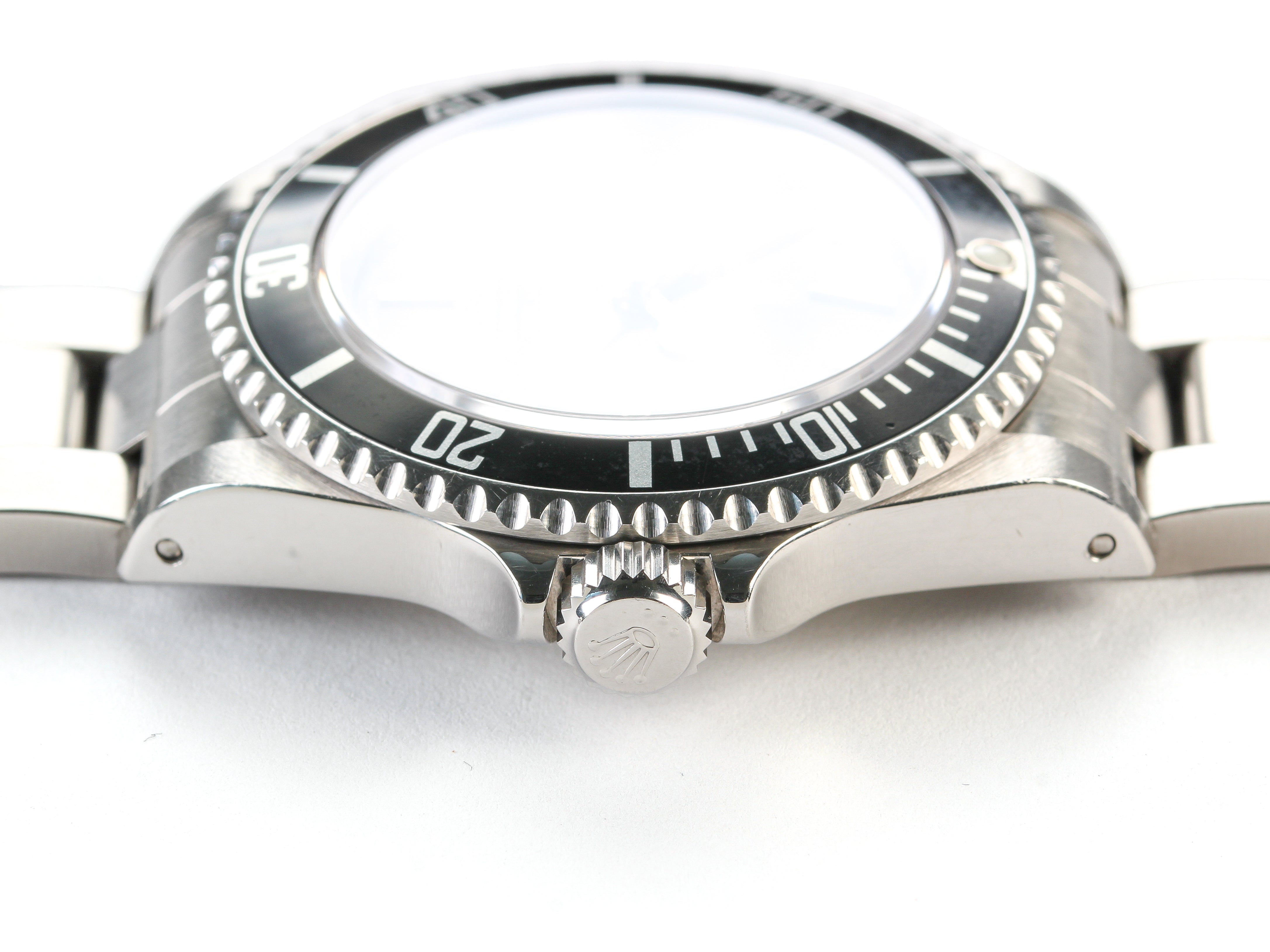Rolex Submariner '14060' on Oyster Bracelet with papers