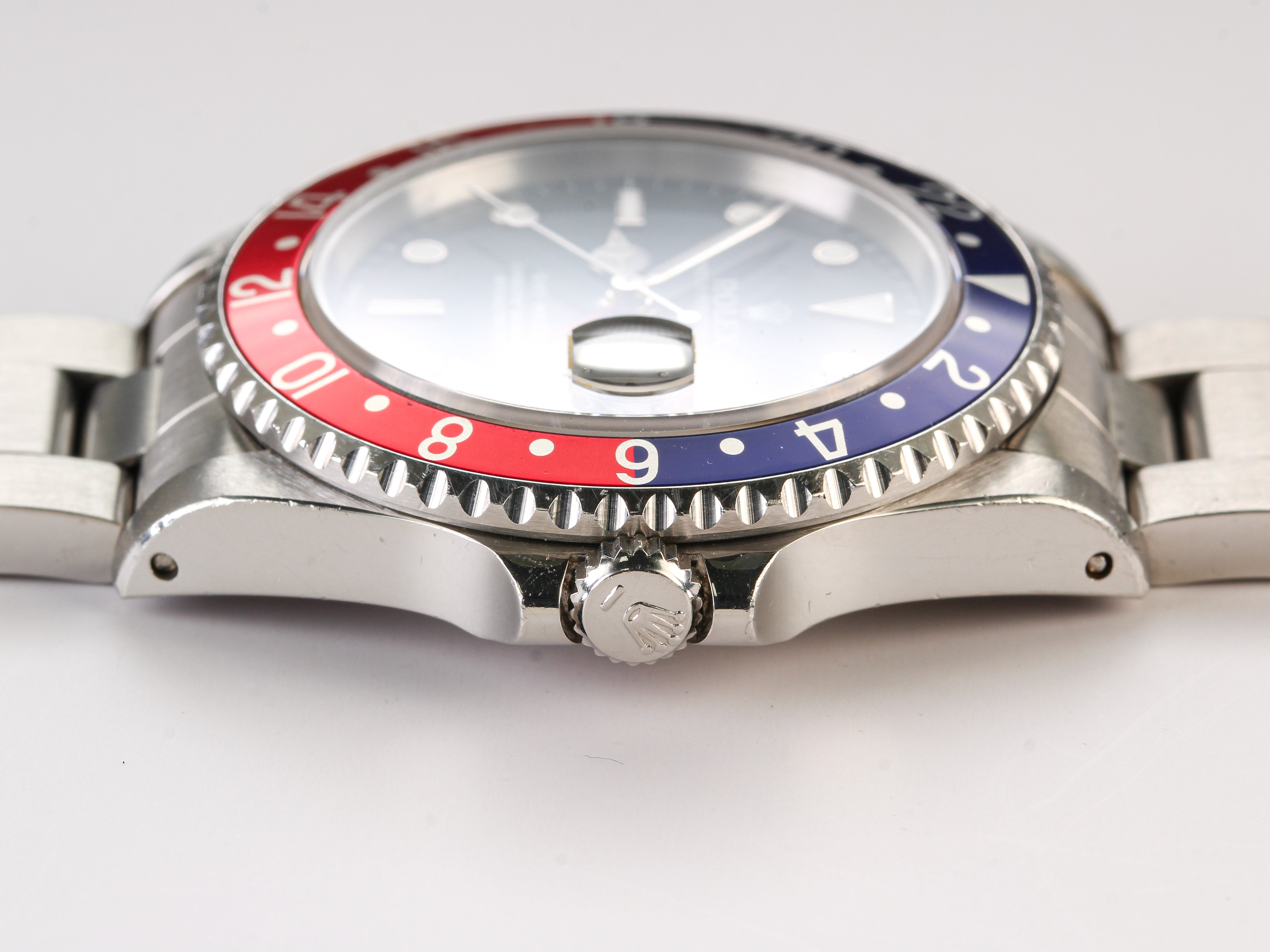 Rolex GMT-Master II 40mm '16700' Pepsi Stainless Steel