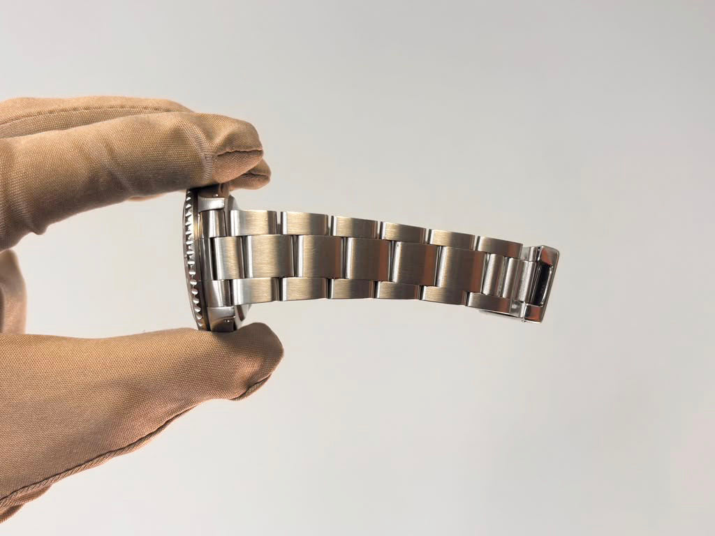 Rolex GMT-Master Pepsi '16700' 40mm Steel